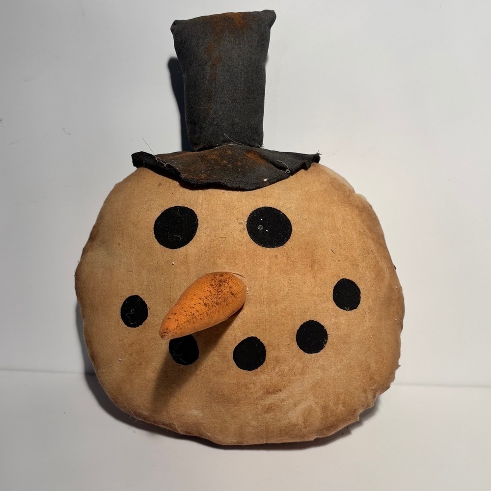 Grungy Primitive Snowman Head Folk Art Pillow 14x11 inches